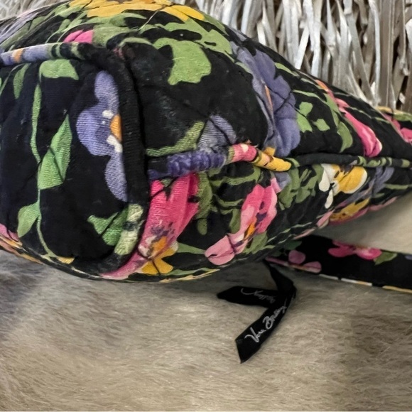 VERA BRADLEY Wildflower Garden Zipper Hipster Crossbody Yellow Floral REPAIRED - Picture 14 of 17